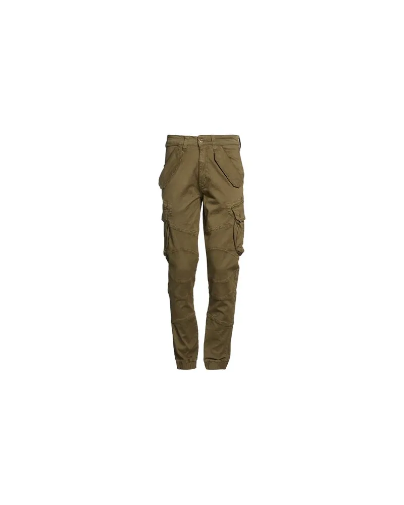 Alpha Industries HOSEN & RÖCKE - Hosenauf YOOX.COM Militärgrün