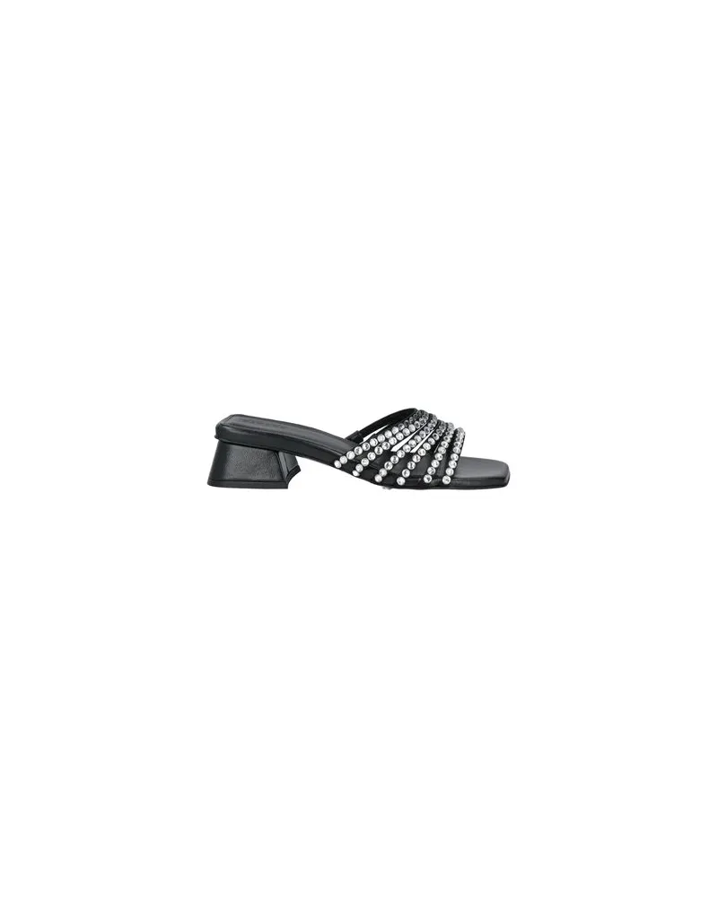 Sandro SCHUHE - Sandalenauf YOOX.COM Schwarz