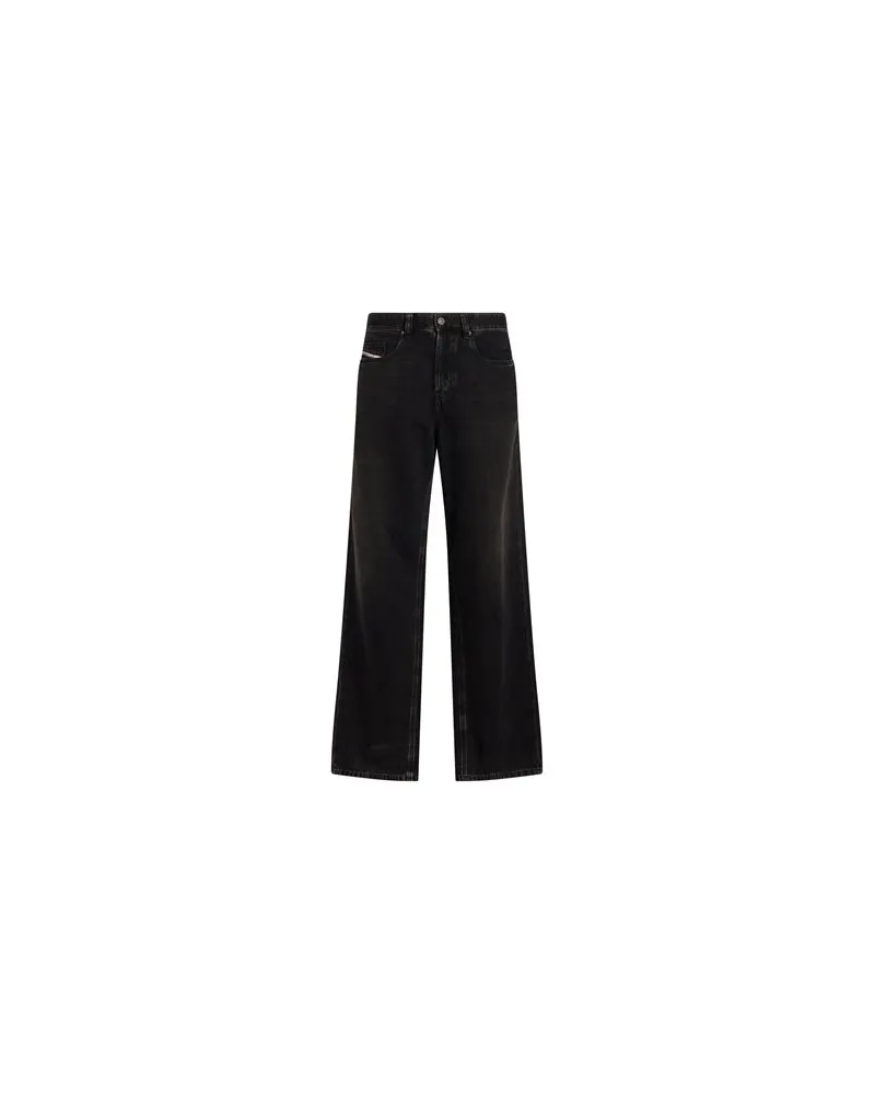 Diesel HOSEN & RÖCKE - Jeanshosenauf YOOX.COM Schwarz