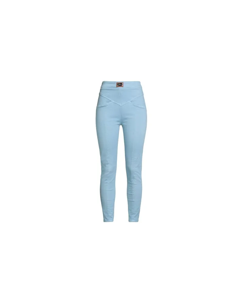 Elisabetta Franchi HOSEN & RÖCKE - Jeanshosenauf YOOX.COM Himmelblau