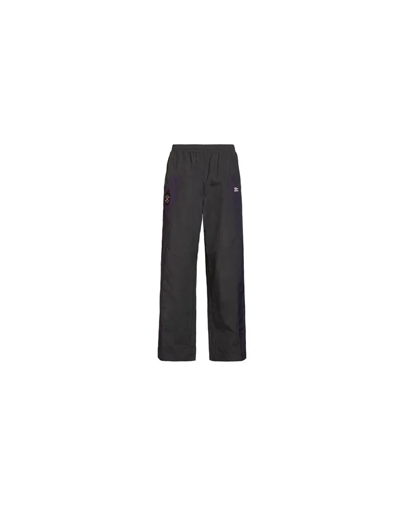 Umbro HOSEN & RÖCKE - Hosenauf YOOX.COM Braungrau