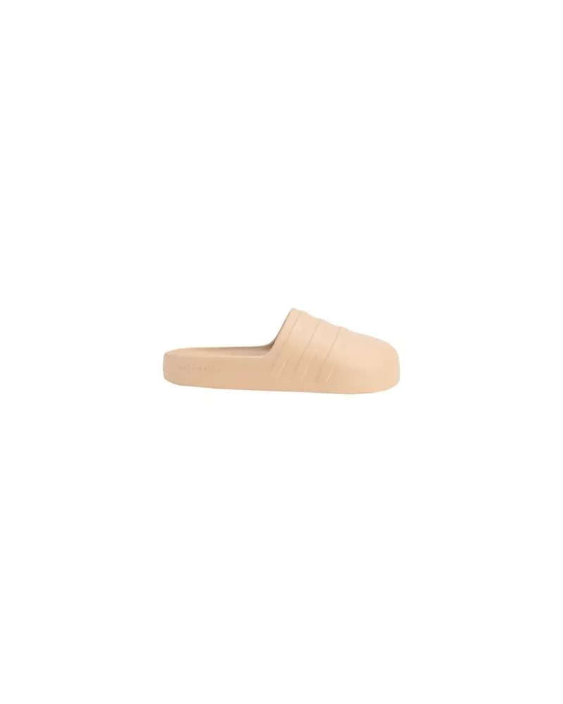 adidas SCHUHE - Mules & Clogsauf YOOX.COM Sand
