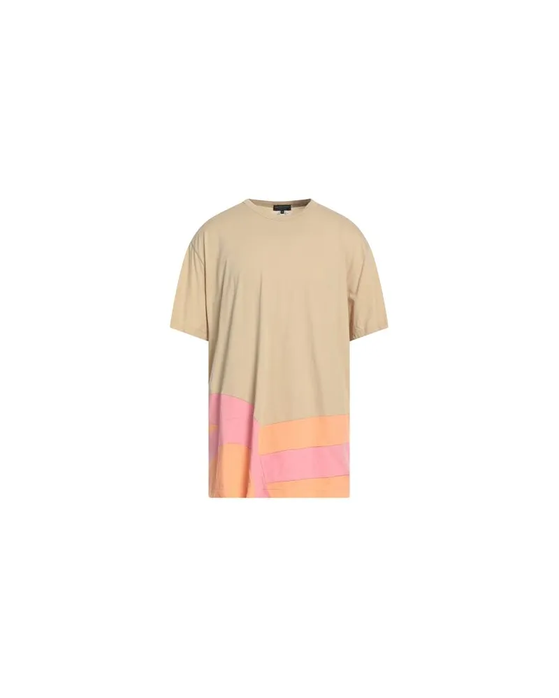 Comme des Garçons TOPS - T-shirtsauf YOOX.COM Beige