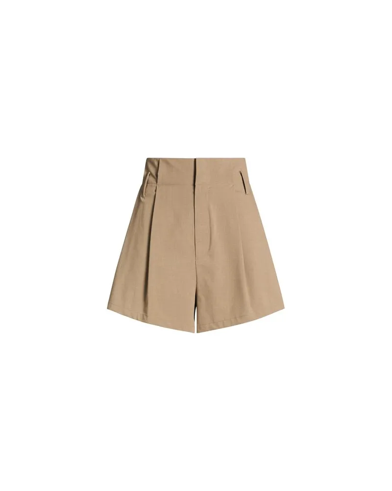 Isabelle Blanche HOSEN & RÖCKE - Shorts & Bermudashortsauf YOOX.COM Braun