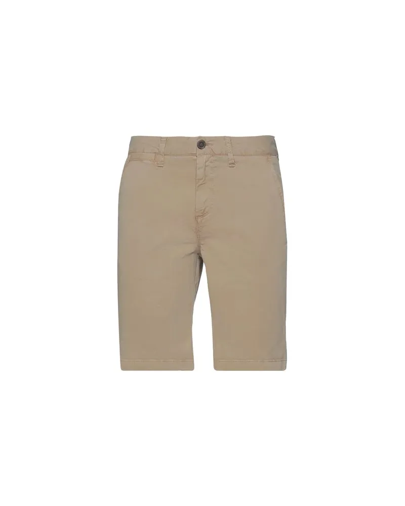 Superdry. HOSEN & RÖCKE - Shorts & Bermudashortsauf YOOX.COM Beige