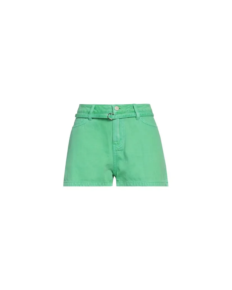 Isabelle Blanche HOSEN & RÖCKE - Jeansshortsauf YOOX.COM Grün