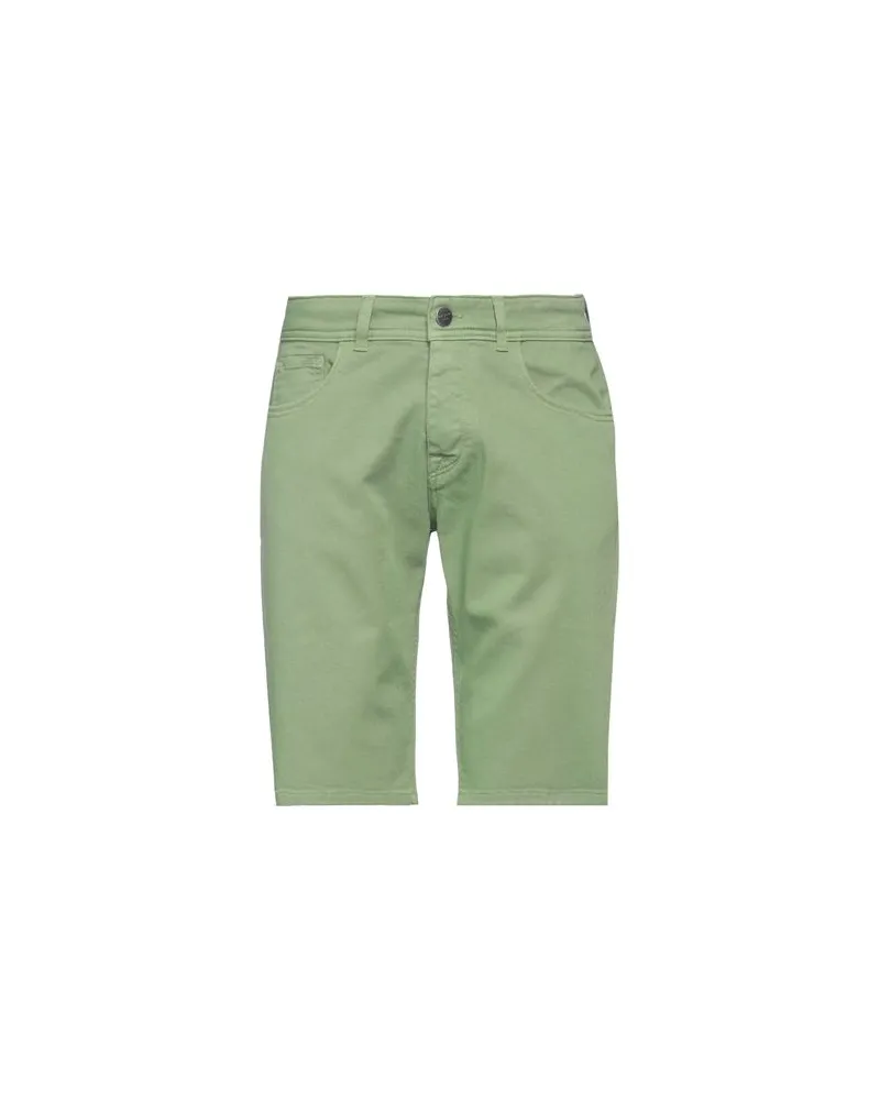 Reign HOSEN & RÖCKE - Jeansshortsauf YOOX.COM Grün
