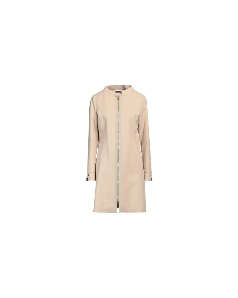 Herno JACKEN & MÄNTEL - Jacken, Mäntel & Trenchcoatsauf YOOX.COM Beige