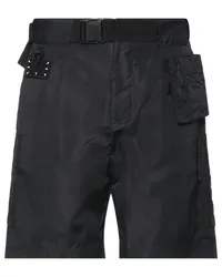 McQ Shorts & Bermudashorts Schwarz