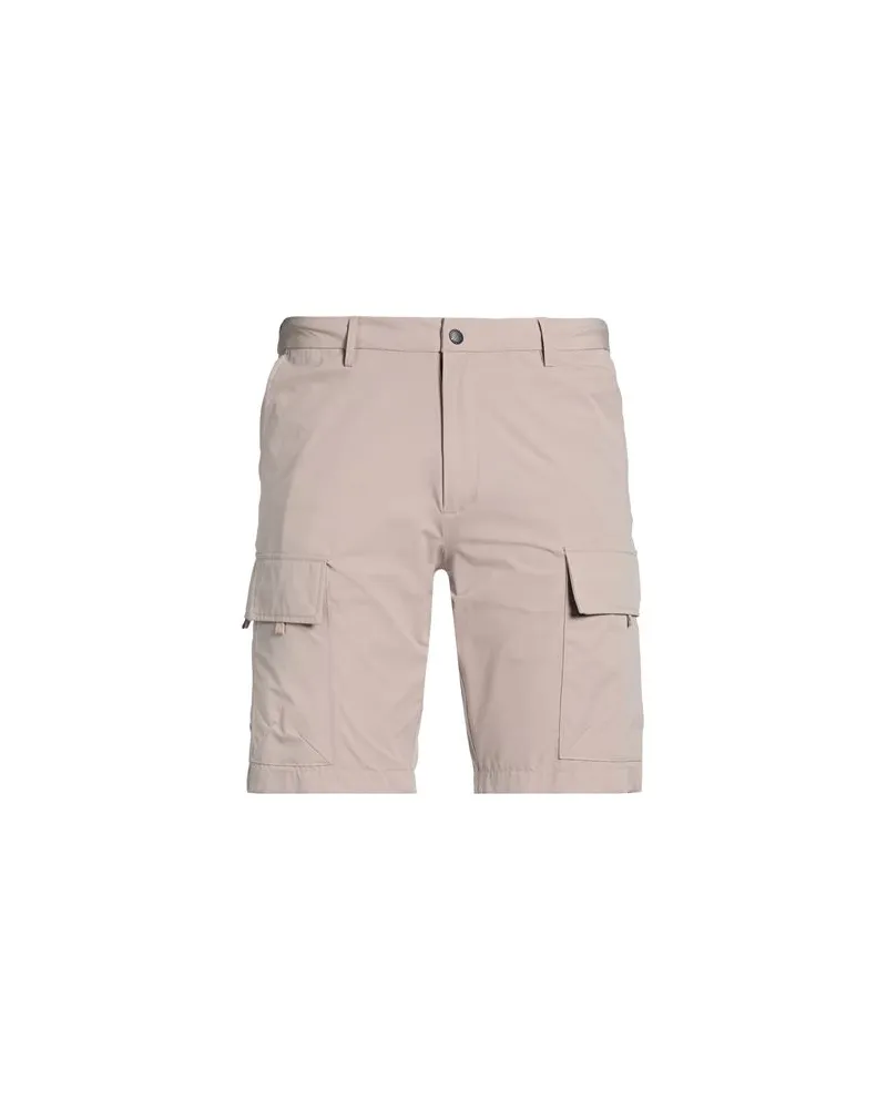 FREEDOMDAY HOSEN & RÖCKE - Shorts & Bermudashortsauf YOOX.COM Beige