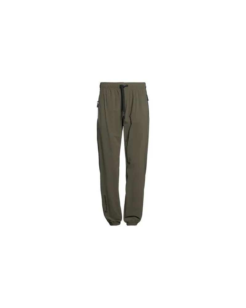 Moncler HOSEN & RÖCKE - Hosenauf YOOX.COM Militärgrün