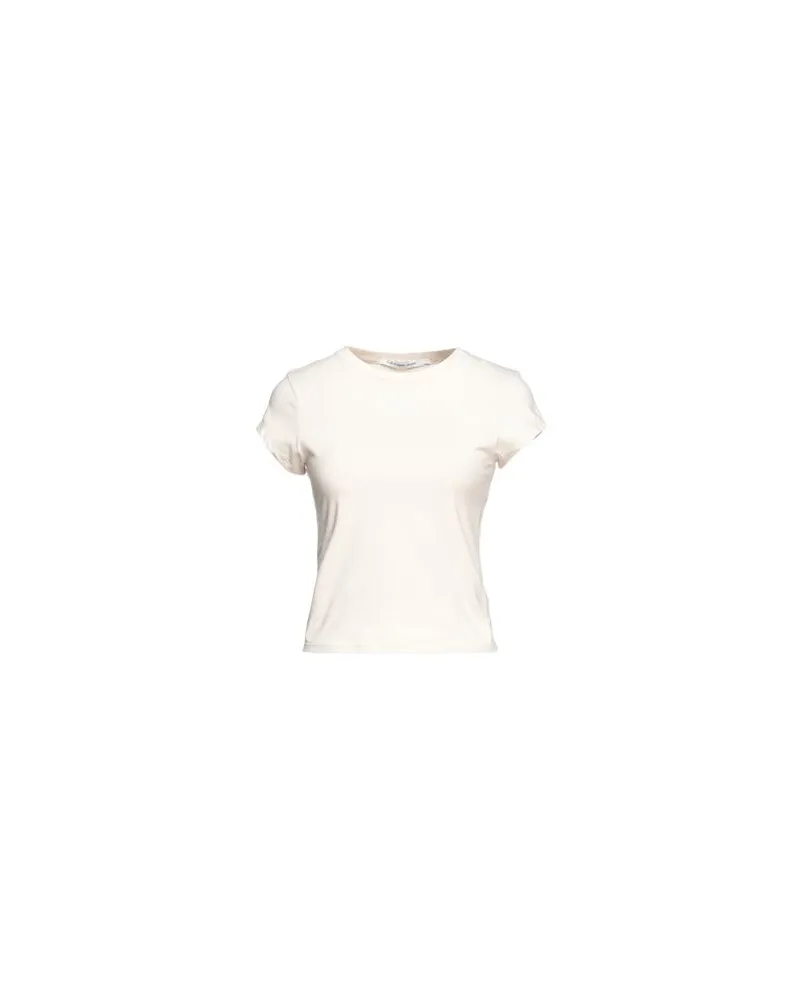 Calvin Klein STACKED LOGO TIGHT TOP - TOPS - T-shirtsauf YOOX.COM Beige