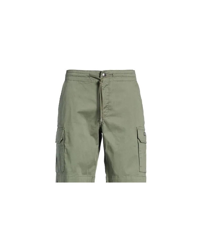 Emporio Armani SWIMWEAR - HOSEN & RÖCKE - Shorts & Bermudashortsauf YOOX.COM Militärgrün