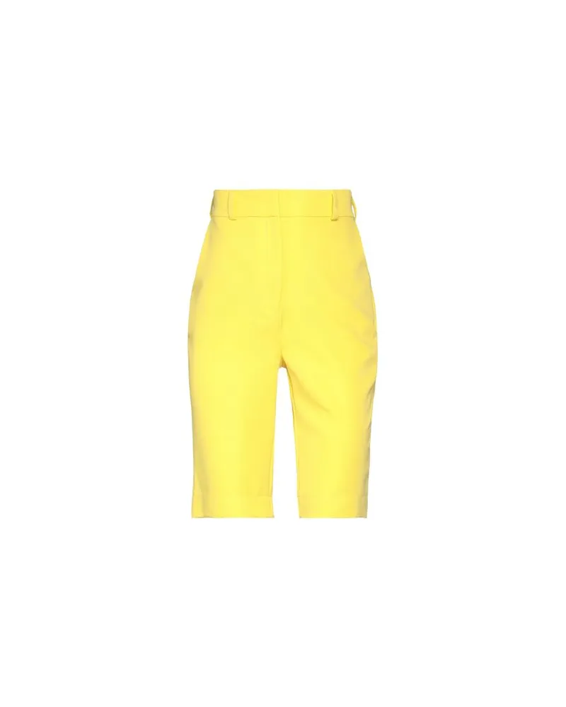ACTUALEE HOSEN & RÖCKE - Shorts & Bermudashortsauf YOOX.COM Gelb