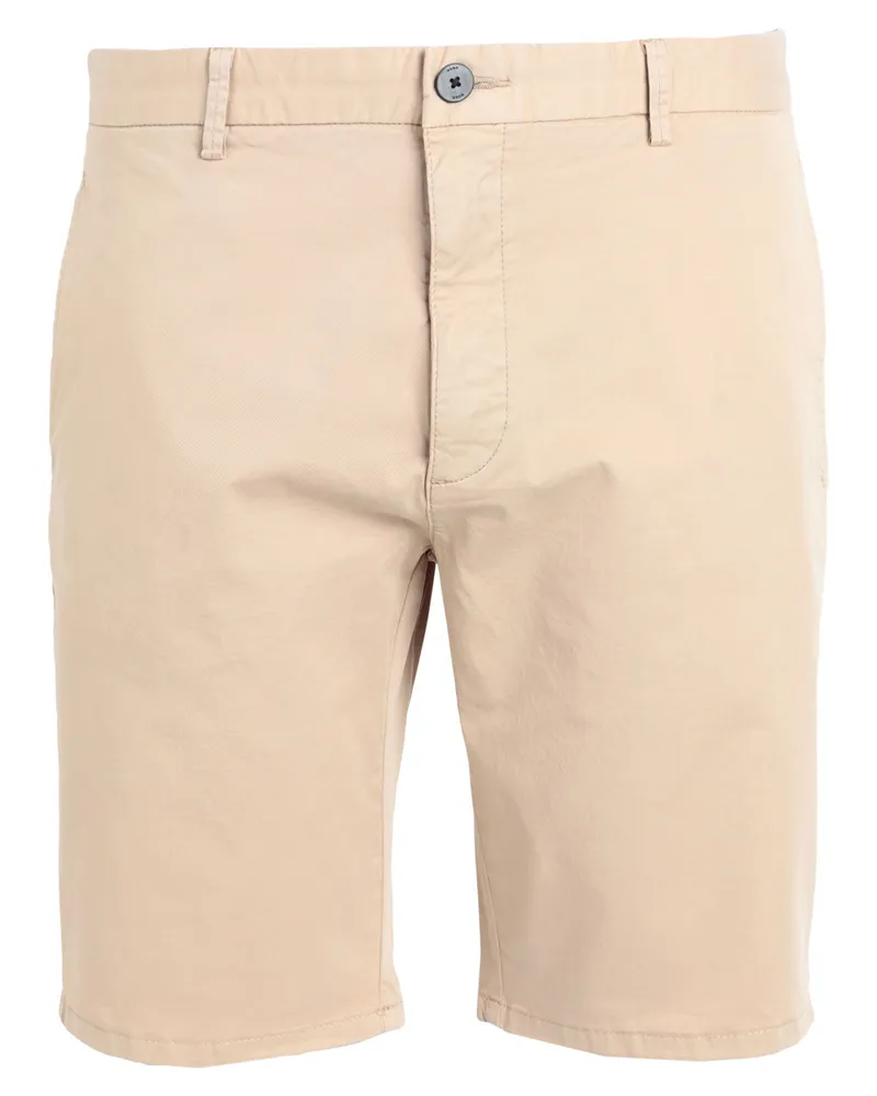 HUGO BOSS Shorts & Bermudashorts Sand