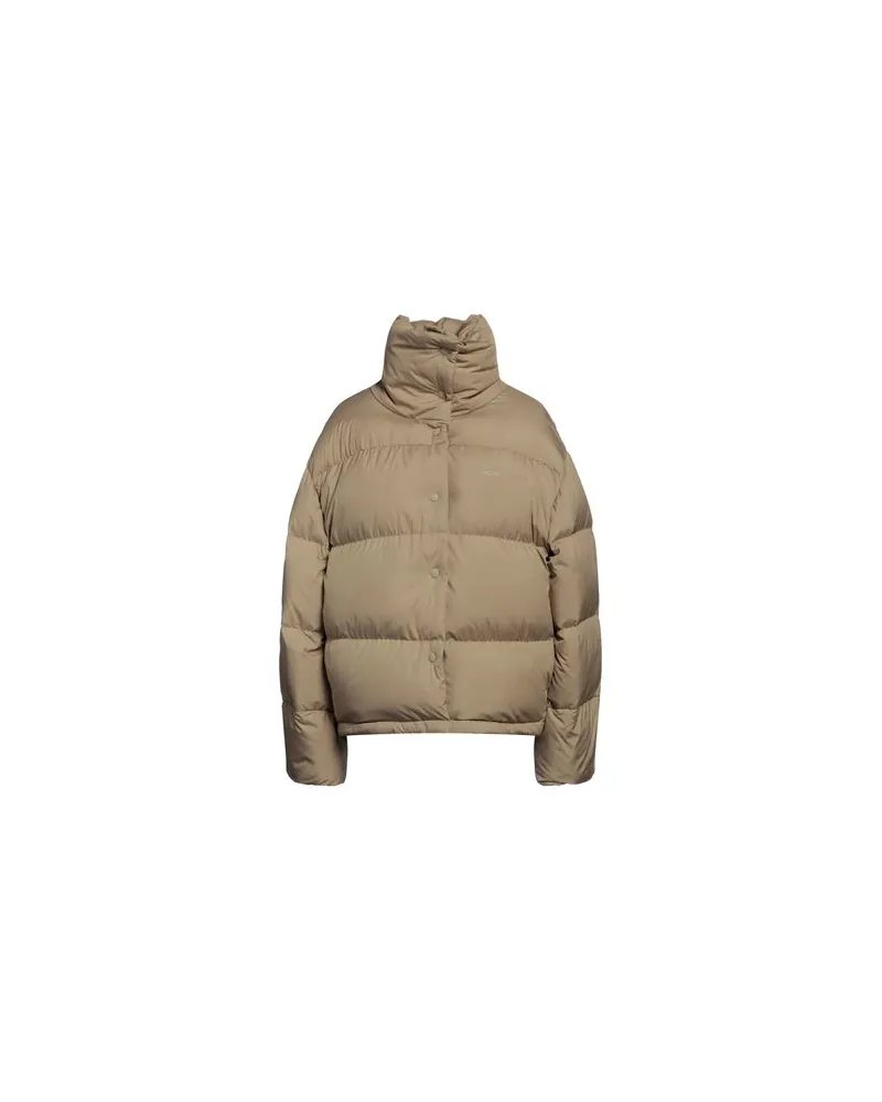 Acne Studios JACKEN & MÄNTEL - Pufferjacken & Daunenjackenauf YOOX.COM Sand