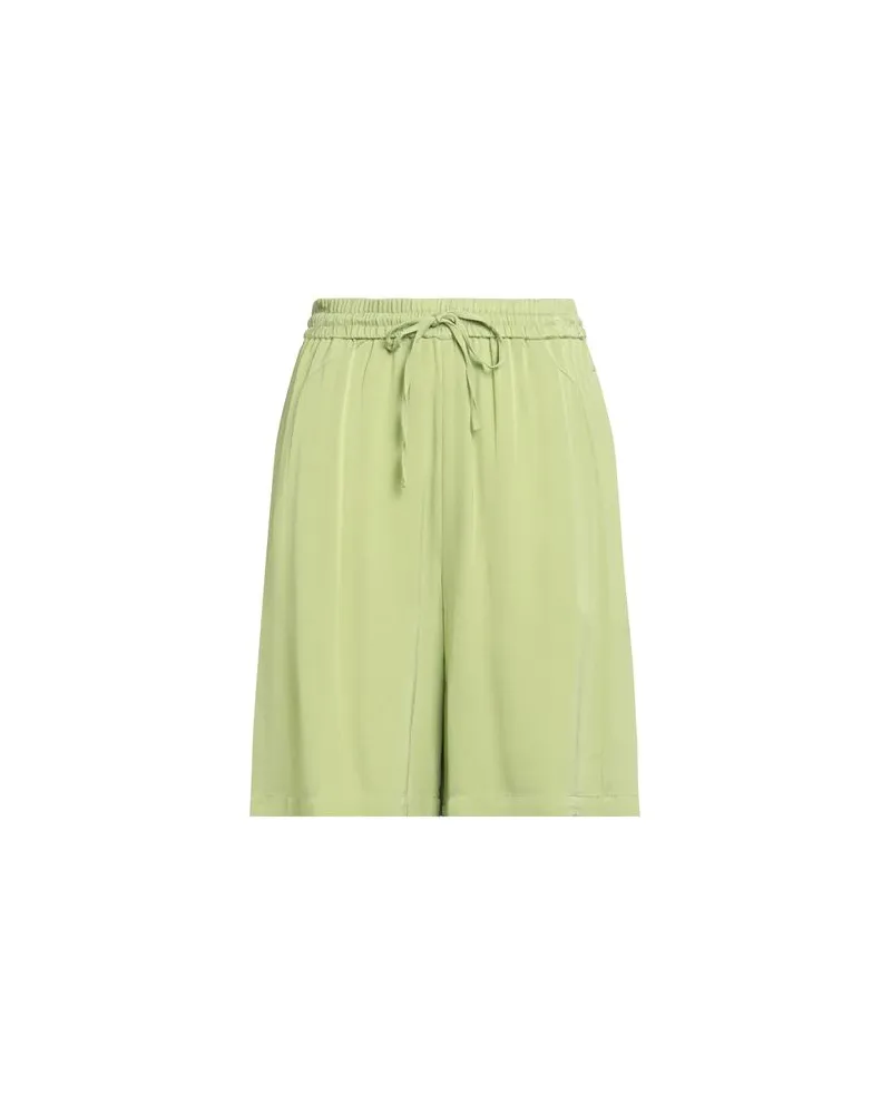 Isabelle Blanche HOSEN & RÖCKE - Shorts & Bermudashortsauf YOOX.COM Säuregrün