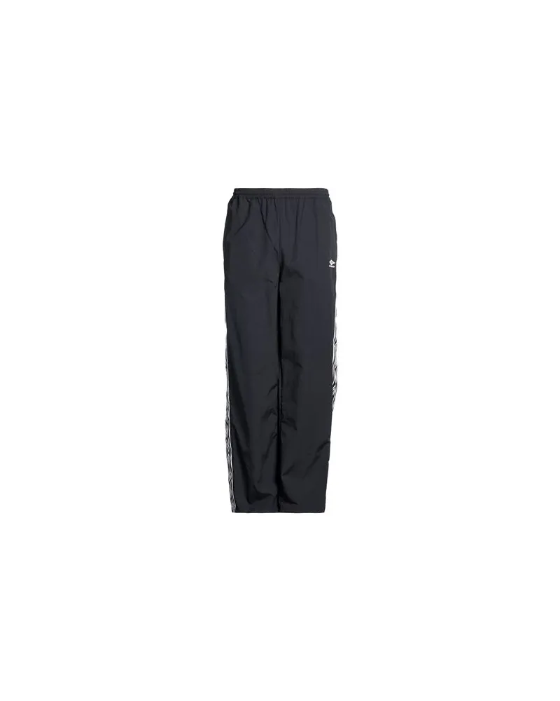 Umbro HOSEN & RÖCKE - Hosenauf YOOX.COM Schwarz