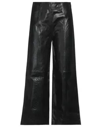 By Malene Birger Hose Schwarz