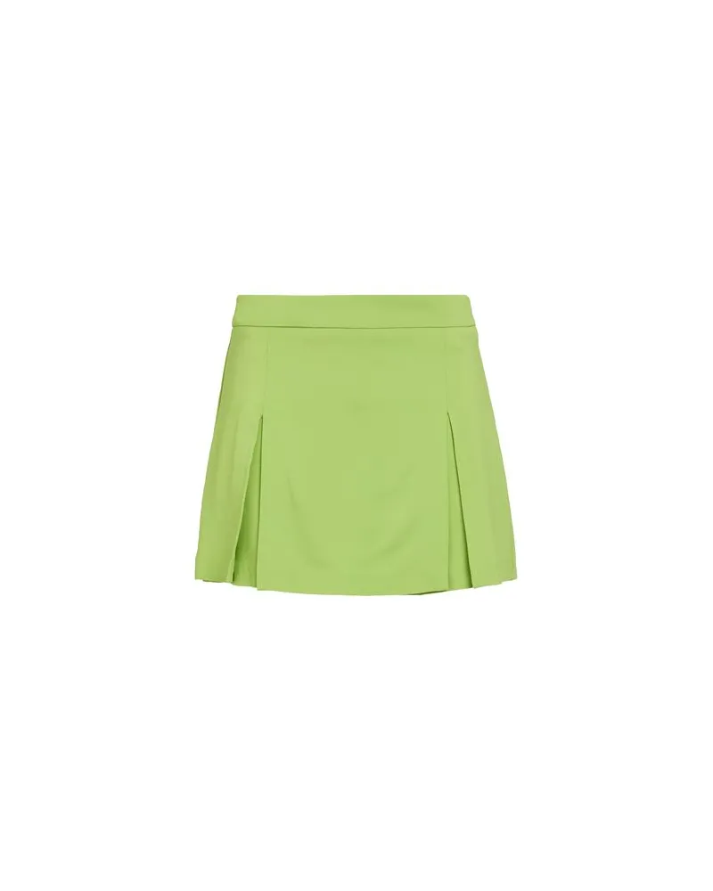MEIMEIJ HOSEN & RÖCKE - Shorts & Bermudashortsauf YOOX.COM Limettengrün
