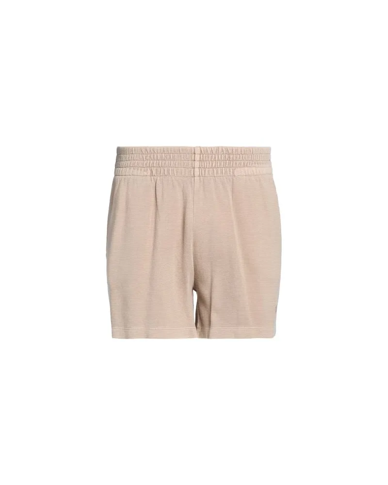 Calvin Klein HOSEN & RÖCKE - Shorts & Bermudashortsauf YOOX.COM Beige
