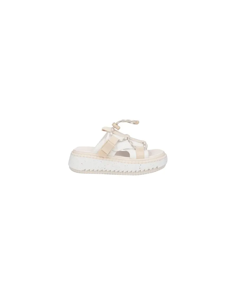 Chloé SCHUHE - Sandalenauf YOOX.COM Weiß