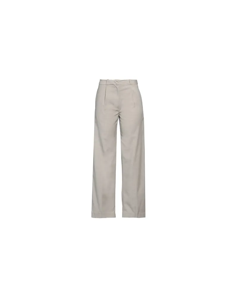 LOW CLASSIC HOSEN & RÖCKE - Hosenauf YOOX.COM Beige