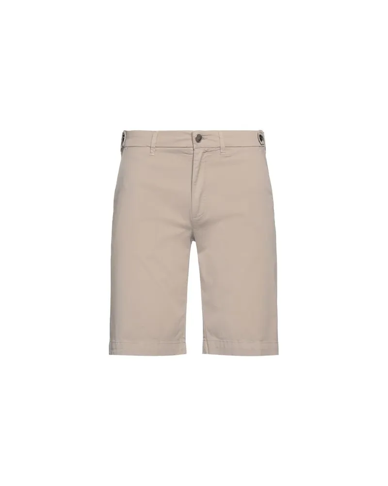 BARBA HOSEN & RÖCKE - Shorts & Bermudashortsauf YOOX.COM Hellgrau