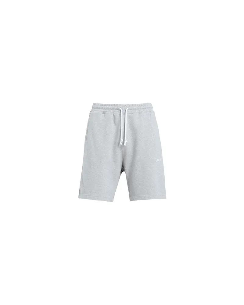 Levi's RED TAB SWEATSHORT - HOSEN & RÖCKE - Shorts & Bermudashortsauf YOOX.COM Grau