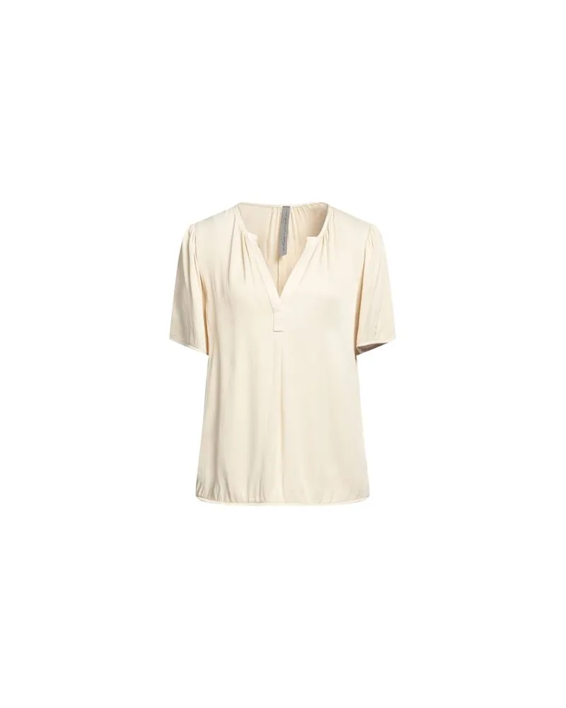 Raquel Allegra TOPS - Topsauf YOOX.COM Beige