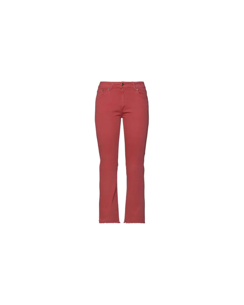 Care Label HOSEN & RÖCKE - Jeanshosenauf YOOX.COM Ziegelrot