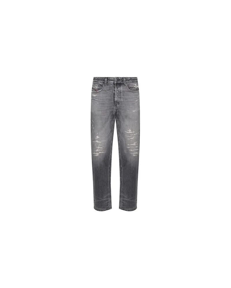 Diesel HOSEN & RÖCKE - Jeanshosenauf YOOX.COM Grau
