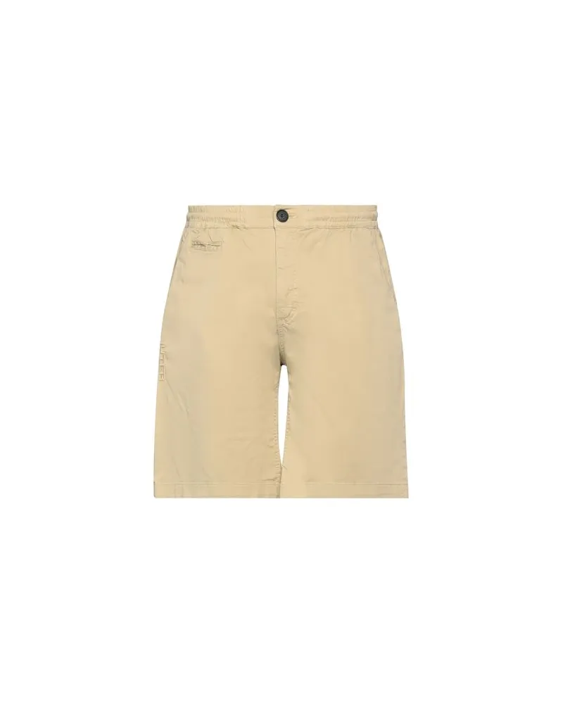Iuter HOSEN & RÖCKE - Shorts & Bermudashortsauf YOOX.COM Beige