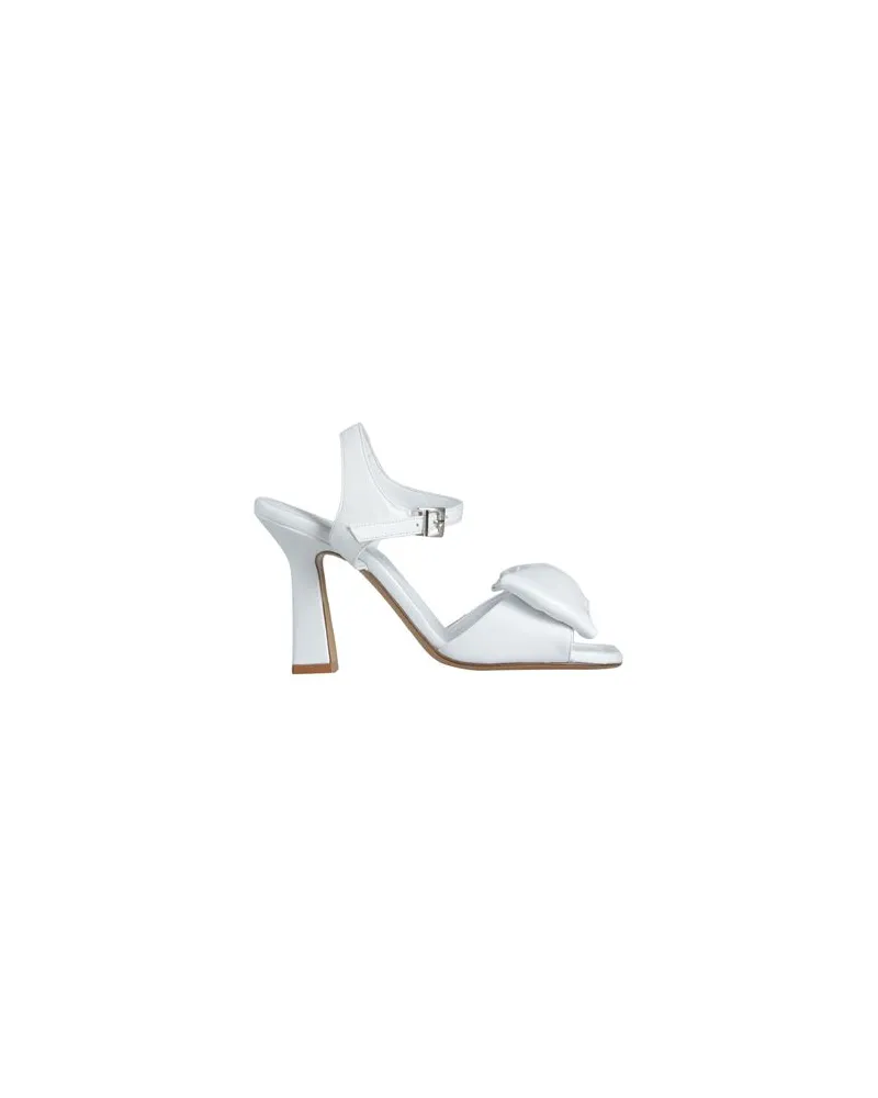 Nila & Nila SCHUHE - Sandalenauf YOOX.COM Weiß