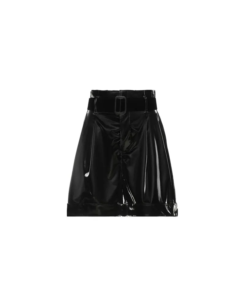Federica Tosi HOSEN & RÖCKE - Shorts & Bermudashortsauf YOOX.COM Schwarz
