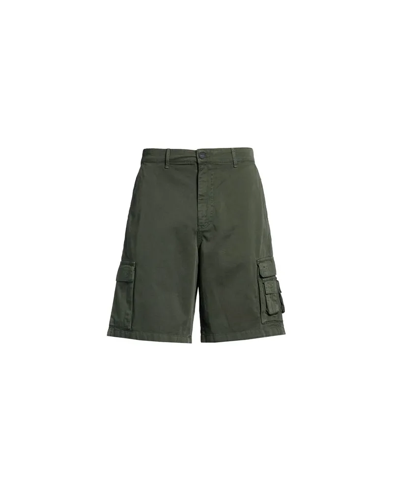 RefrigiWear HOSEN & RÖCKE - Shorts & Bermudashortsauf YOOX.COM Militärgrün