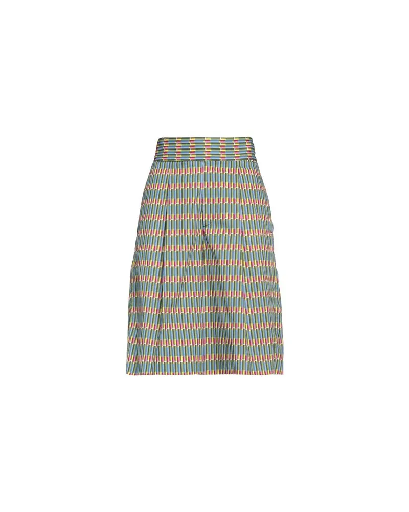 Berwich HOSEN & RÖCKE - Shorts & Bermudashortsauf YOOX.COM Militärgrün