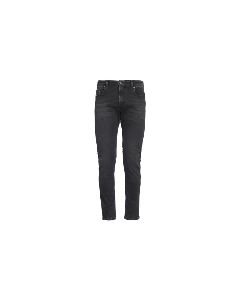Diesel HOSEN & RÖCKE - Jeanshosenauf YOOX.COM Schwarz