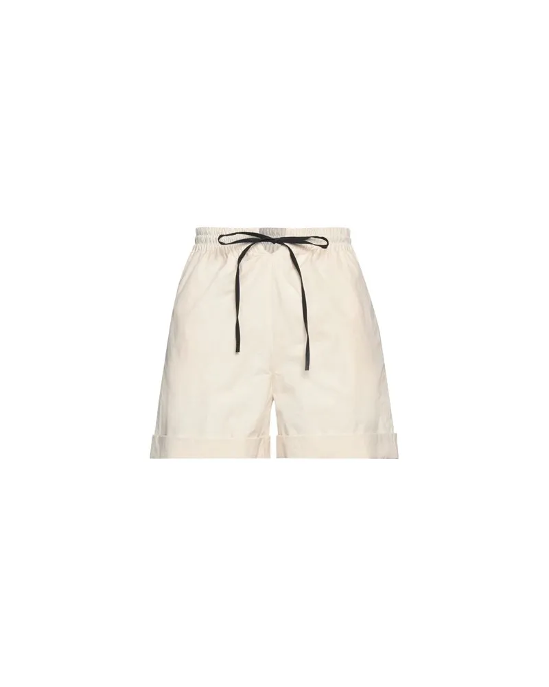 Nanushka HOSEN & RÖCKE - Shorts & Bermudashortsauf YOOX.COM Cremeweiß