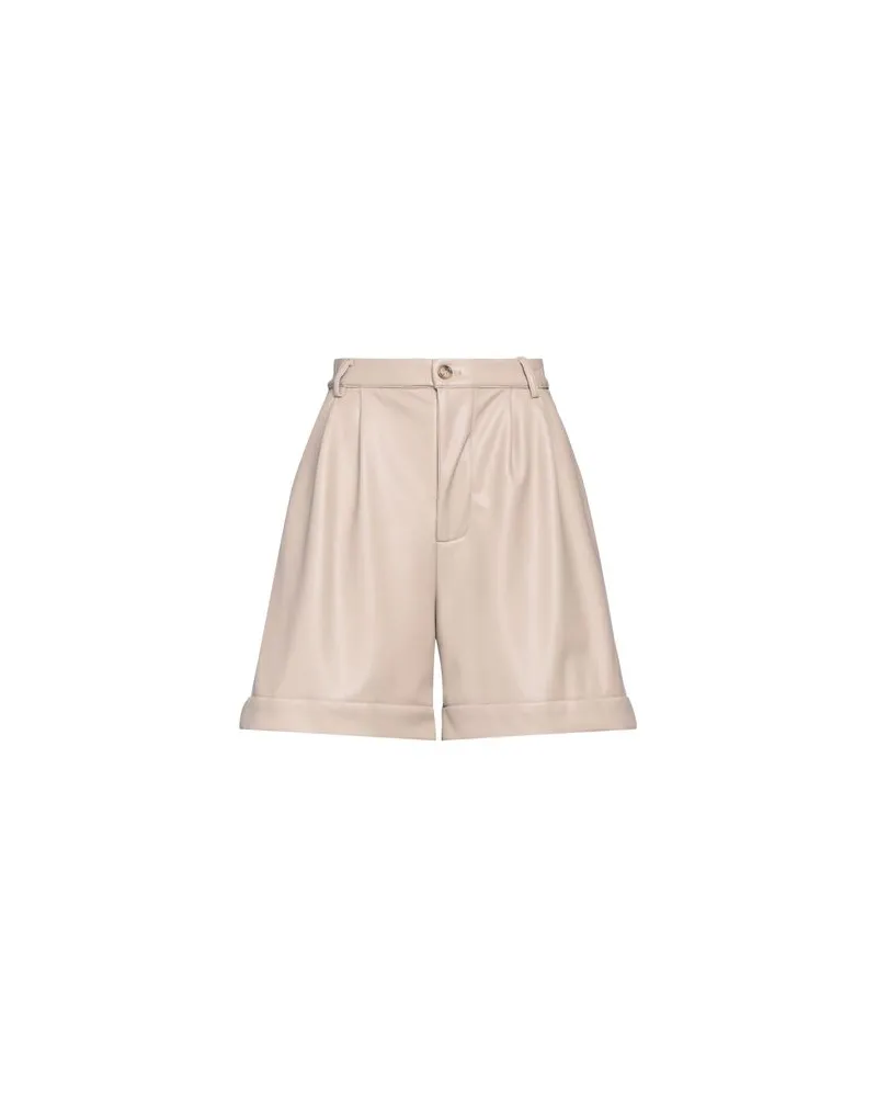 Forte Couture HOSEN & RÖCKE - Shorts & Bermudashortsauf YOOX.COM Beige