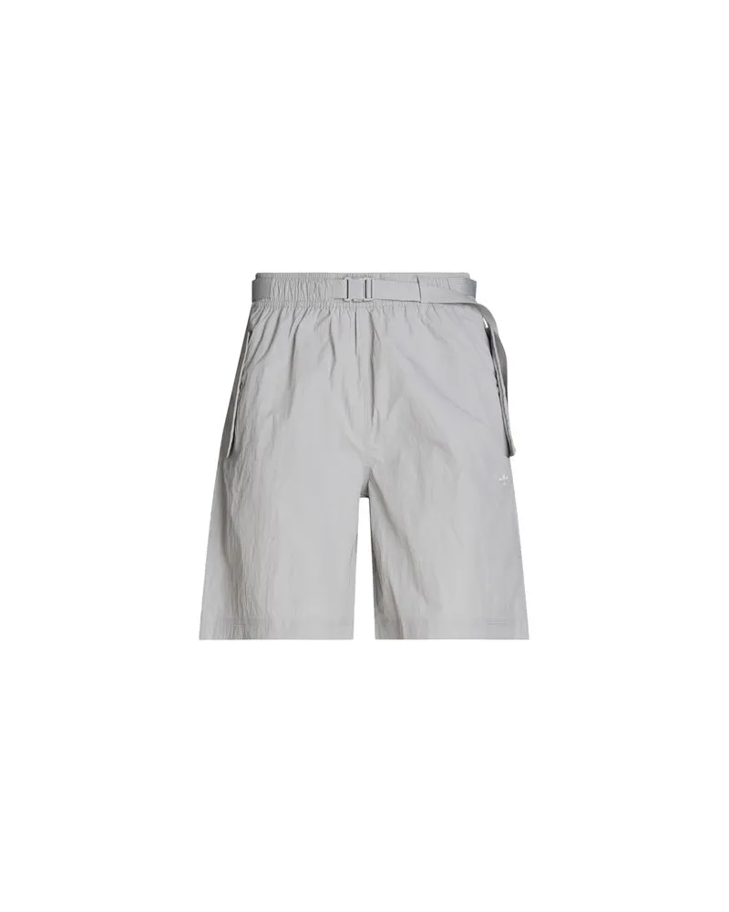 adidas ADV UF SHORT  - HOSEN & RÖCKE - Shorts & Bermudashortsauf YOOX.COM Hellgrau