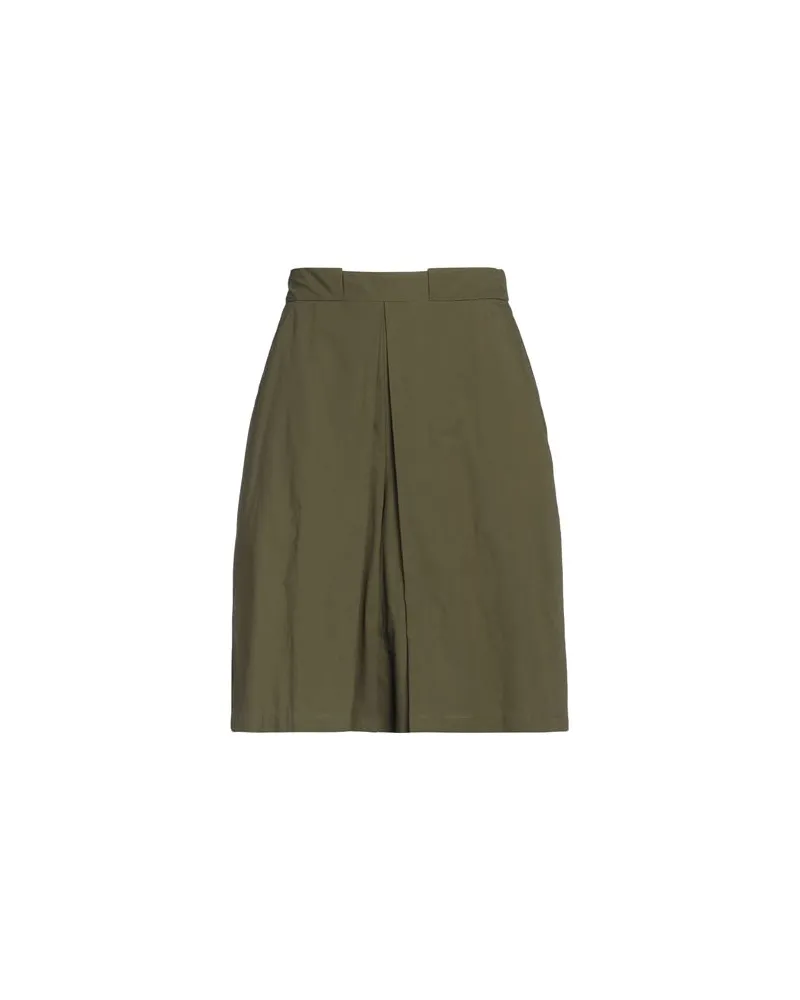 Fedeli HOSEN & RÖCKE - Shorts & Bermudashortsauf YOOX.COM Militärgrün