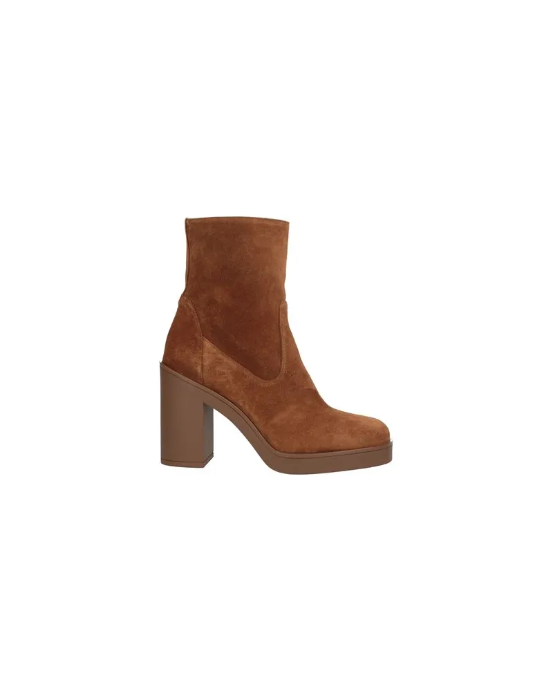 Stuart Weitzman SCHUHE - Stiefelettenauf YOOX.COM Braun