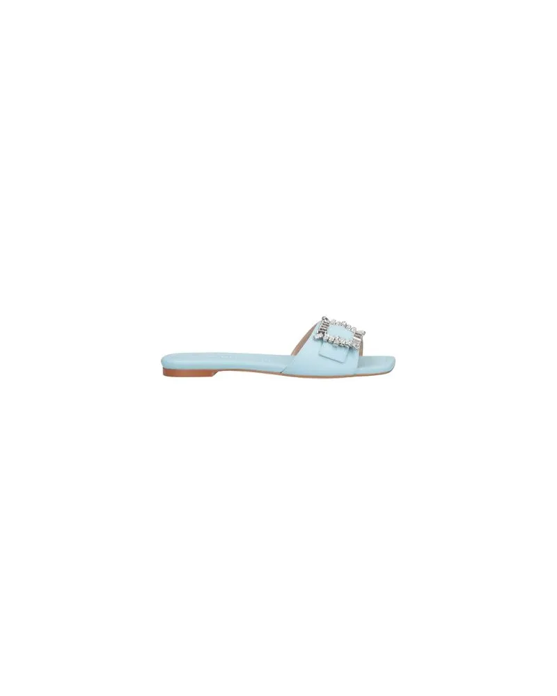 Stuart Weitzman SCHUHE - Sandalenauf YOOX.COM Himmelblau