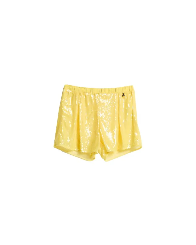 Patrizia Pepe HOSEN & RÖCKE - Shorts & Bermudashortsauf YOOX.COM Gelb