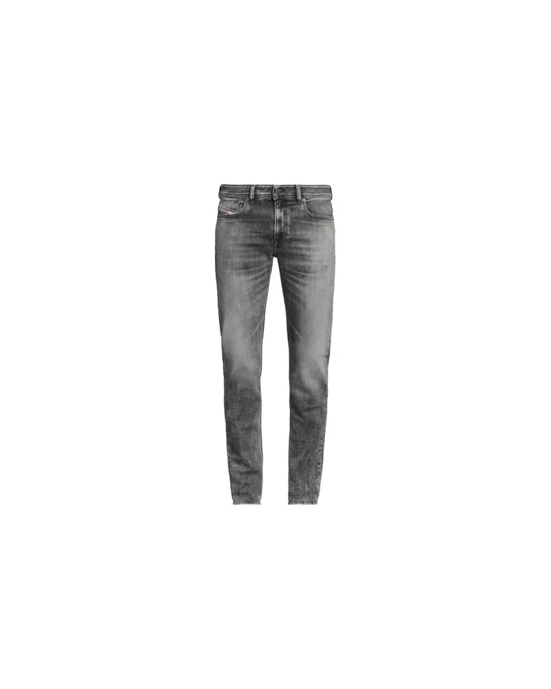 Diesel HOSEN & RÖCKE - Jeanshosenauf YOOX.COM Schwarz