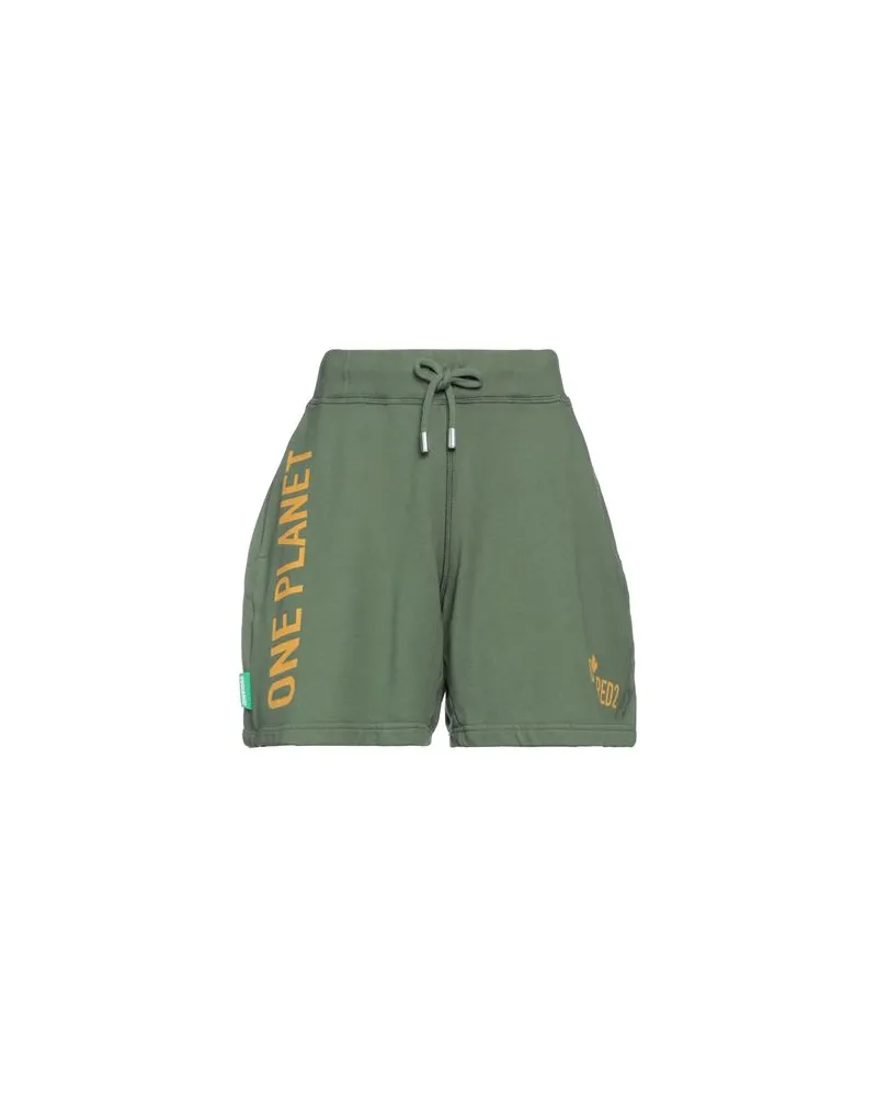 Dsquared2 HOSEN & RÖCKE - Shorts & Bermudashortsauf YOOX.COM Salbeigrün