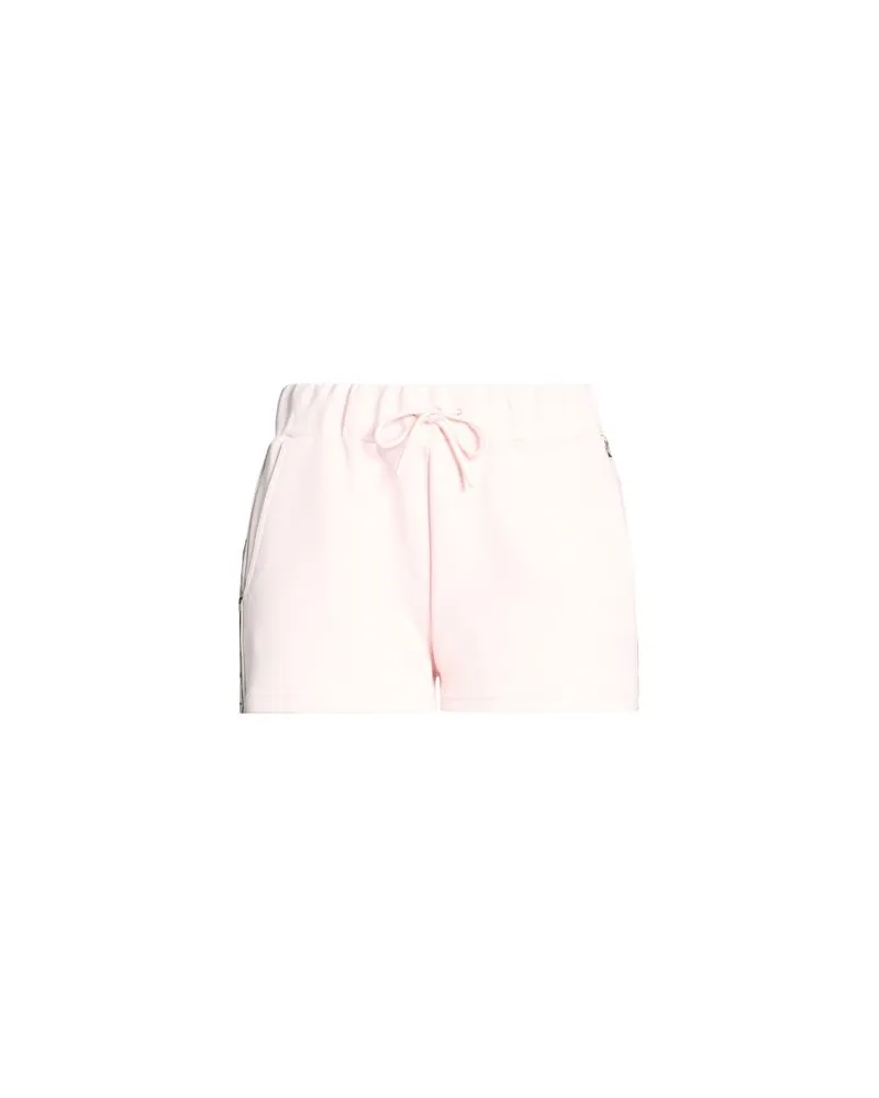 Guess HOSEN & RÖCKE - Shorts & Bermudashortsauf YOOX.COM Hellrosa