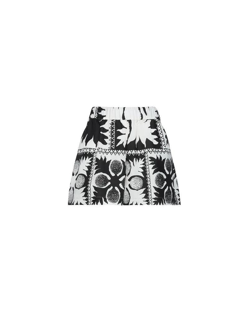 RED Valentino HOSEN & RÖCKE - Shorts & Bermudashortsauf YOOX.COM Weiß