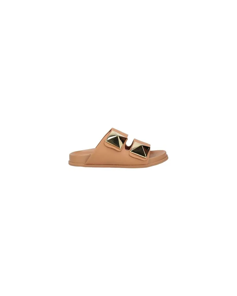 EXE' SCHUHE - Sandalenauf YOOX.COM Kamel